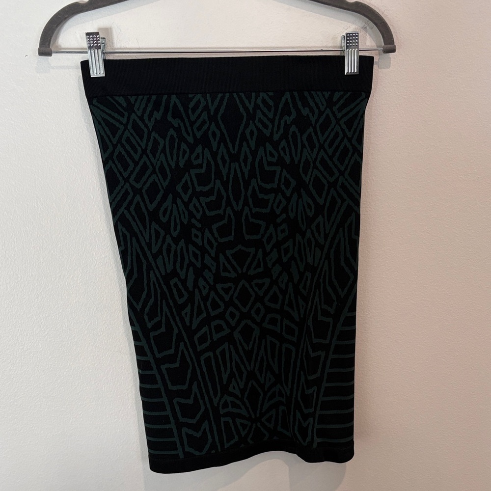 Bebe Black Geometric Pencil Skirt